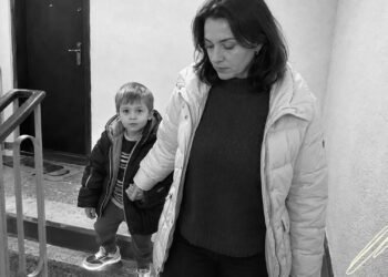 «Мне нужно побыть одному» — муж выгнал нас в минус двадцать три
